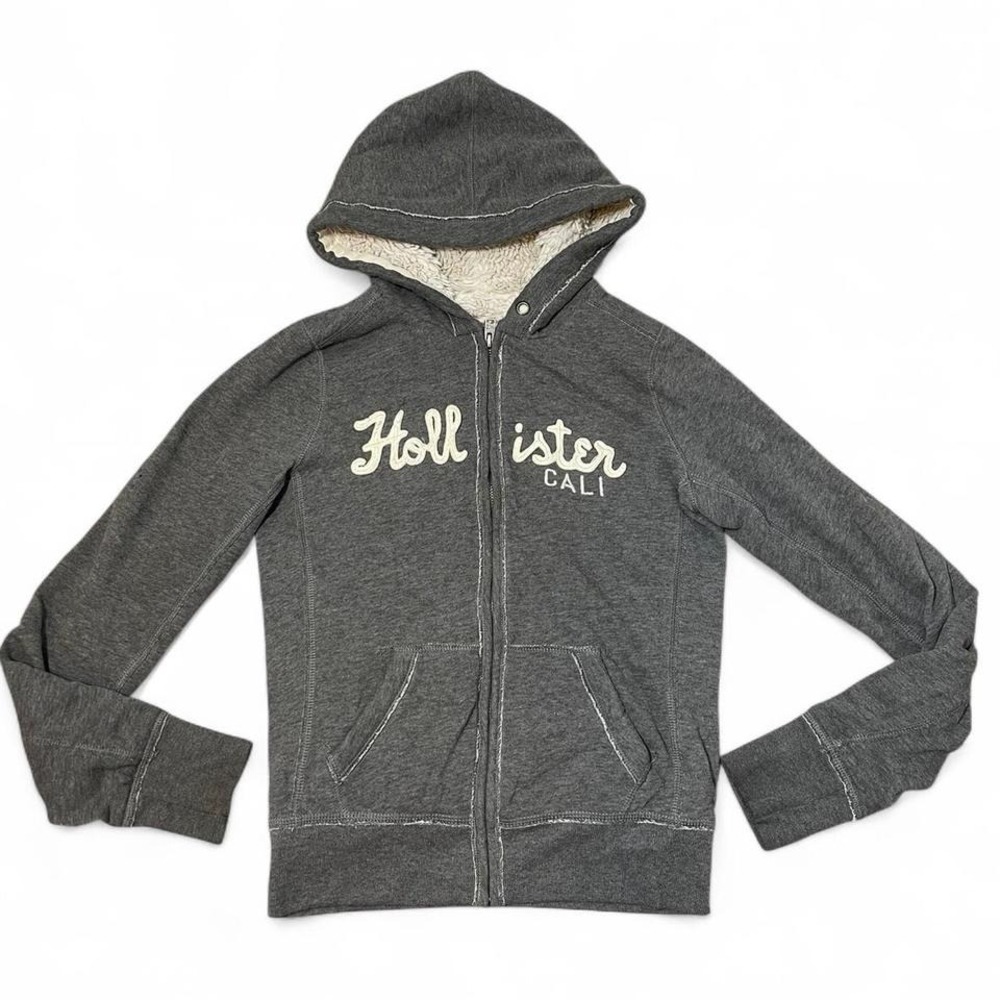 y2k Hollister grey zip up hoodie with white faux fur lining